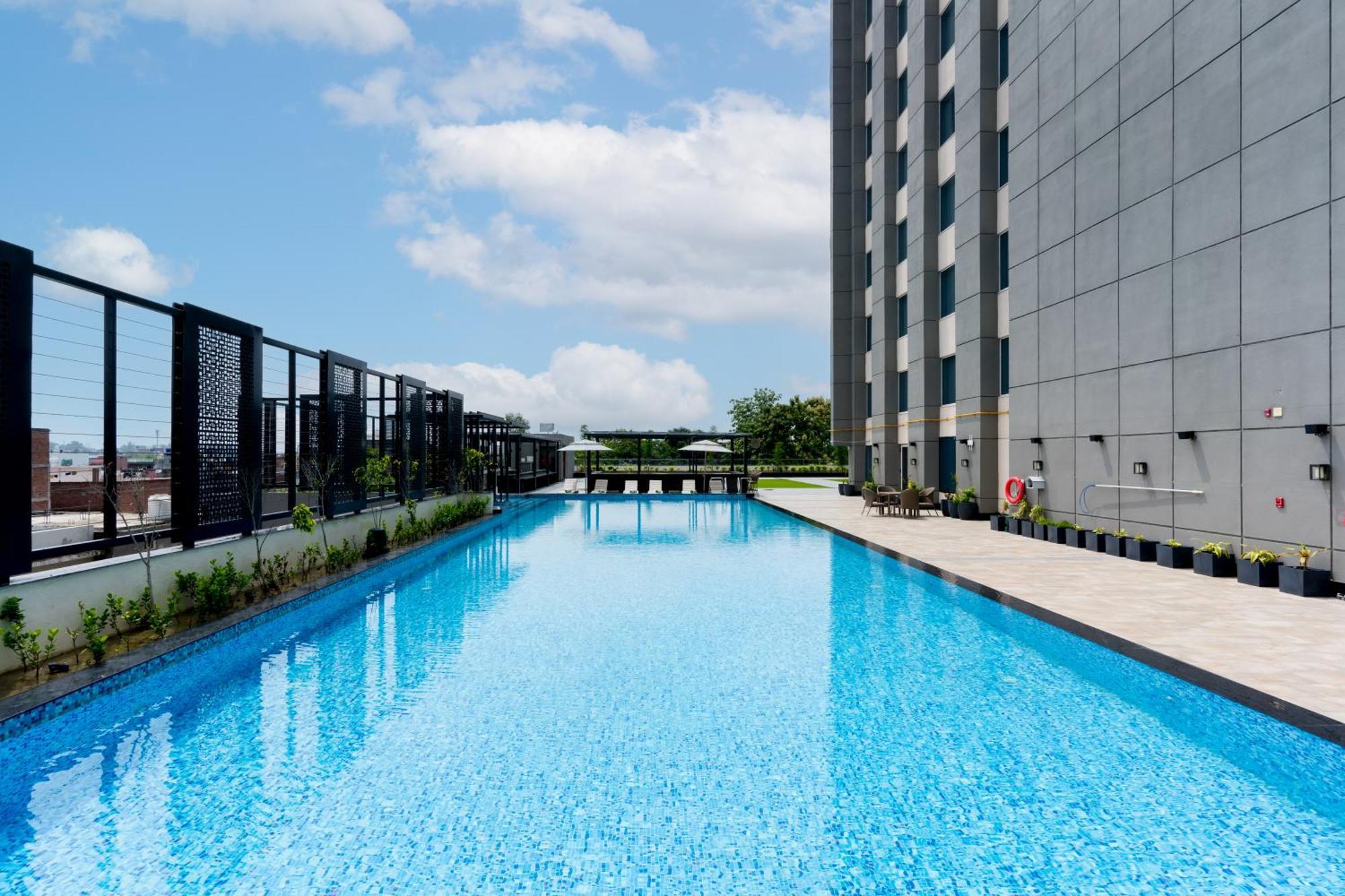 Holiday Inn Lucknow Airport By Ihg Luaran gambar